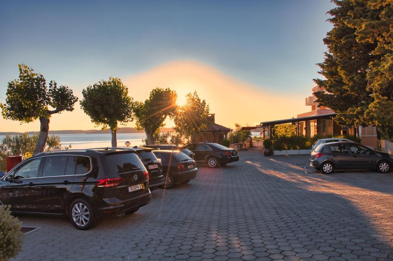 Pension Augustino Miletici Exterior photo